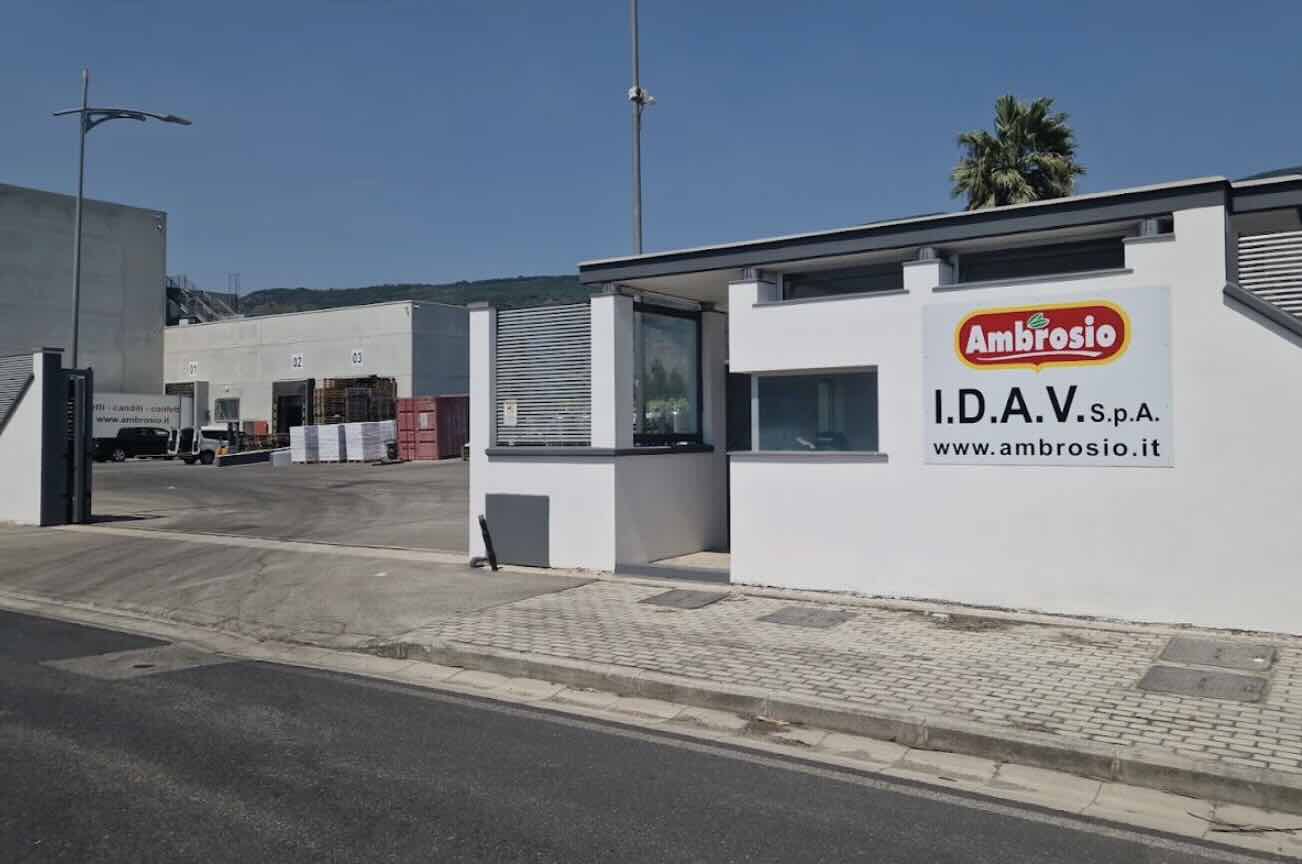 Striano, stabilimento dolciario sotto sequestro: gravi violazioni ambientali e preoccupazione tra i cittadini