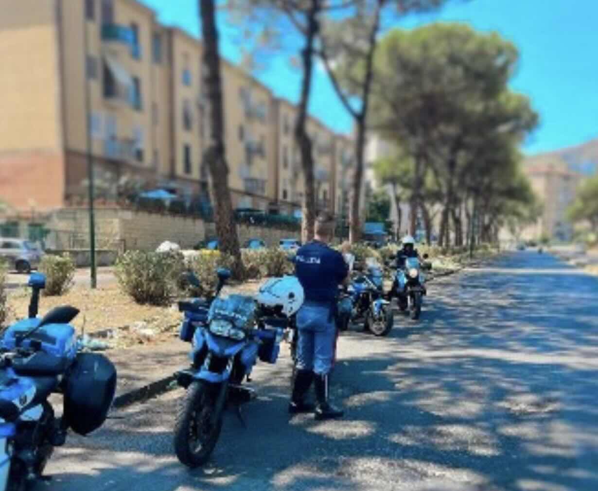 Soccavo, due uomini arrestati mentre tentano di scassinare un appartamento: indagini in corso per altri colpi nella zona