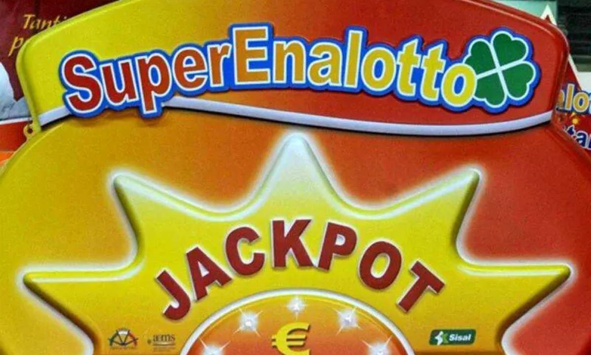 Jackpot Superenalotto in arrivo: il 13 agosto potrebbe segnare un nuovo record storico