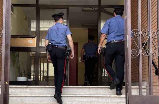 Sventata truffa del “falso carabiniere” a Torrimpietra: arrestato un 33enne napoletano mentre tenta di raccogliere il bottino.