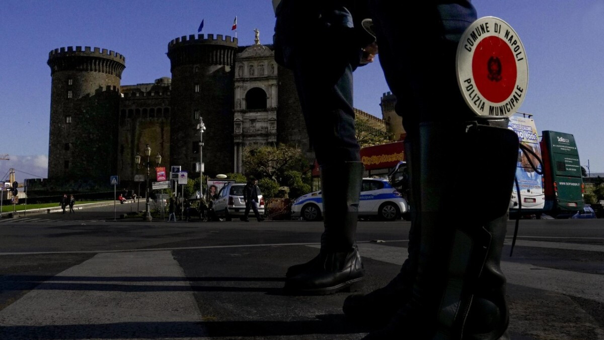 Targhe estere a Napoli, scatta la stretta: controlli più severi e cosa cambia per tifosi, residenti e turisti