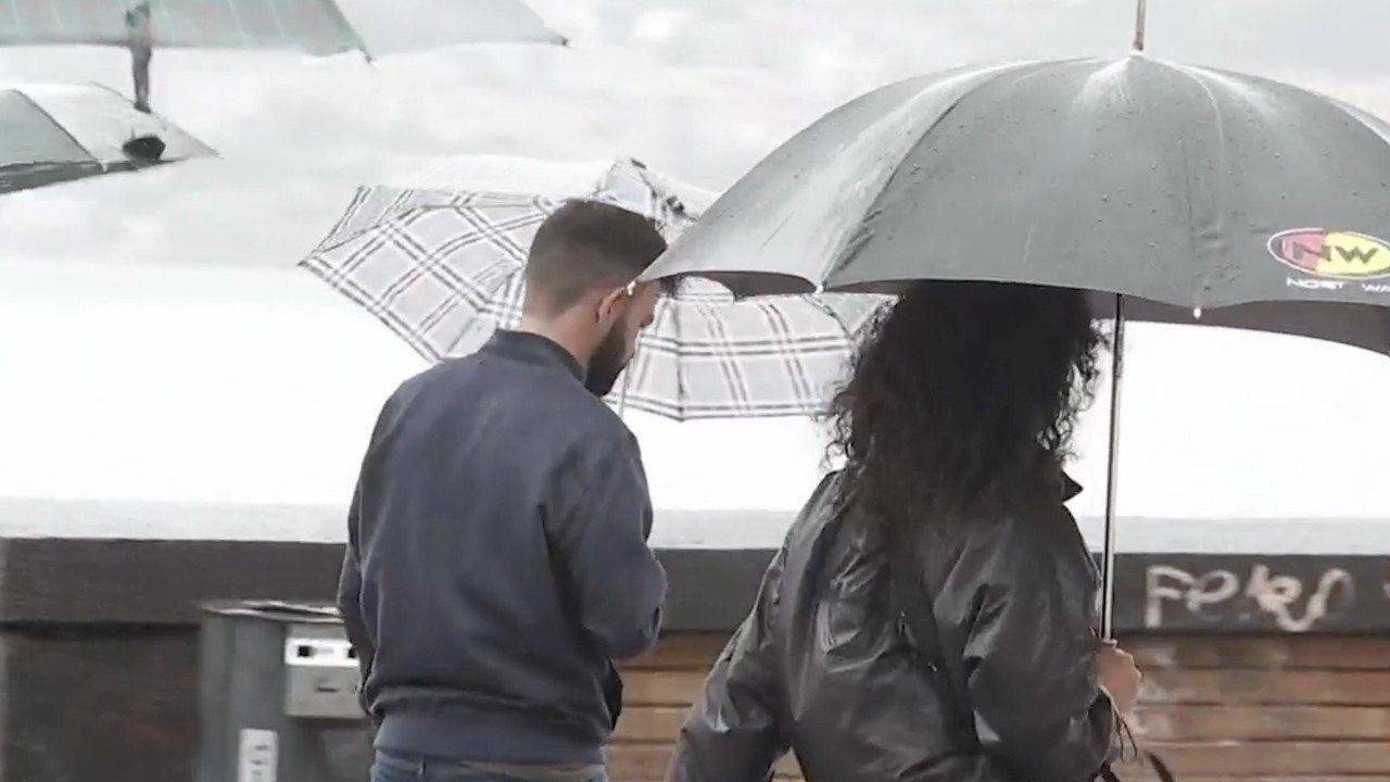 Allerta meteo gialla per la Campania: Napoli al riparo, ma l’instabilità minaccia le altre zone.