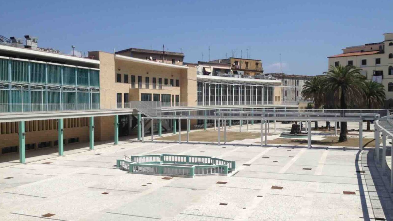 Parcheggio in vista delle Terme di Stabia: l’Associazione denuncia il rischio contaminazione per le sorgenti e chiede soluzioni alternative.
