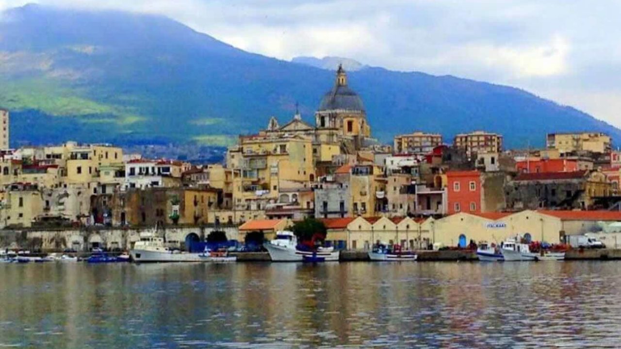 Torre Annunziata, cittadini uniti: nasce il Comitato Civico contro le infiltrazioni mafiose