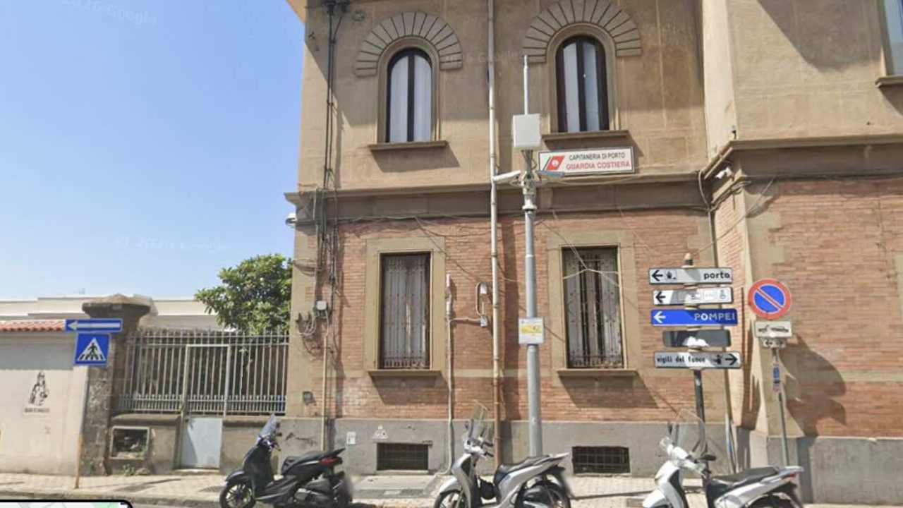 Torre del Greco: 118 anni di servizio della Capitaneria di Porto, un baluardo per la sicurezza marittima locale