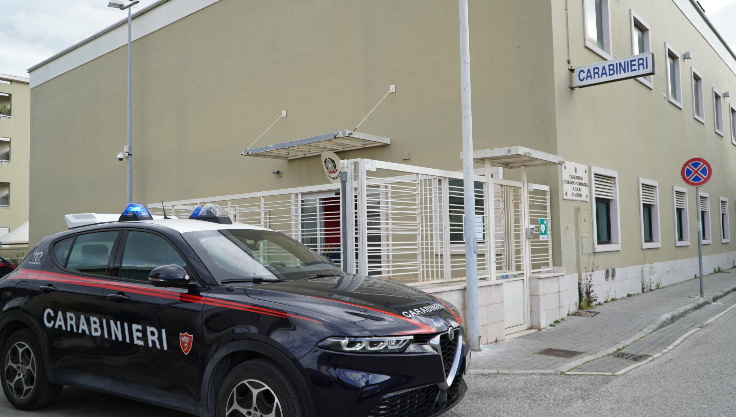 Marcianise: controlli ambientali, aree sequestrate e rifiuti pericolosi in autocarrozzeria; titolare denunciato