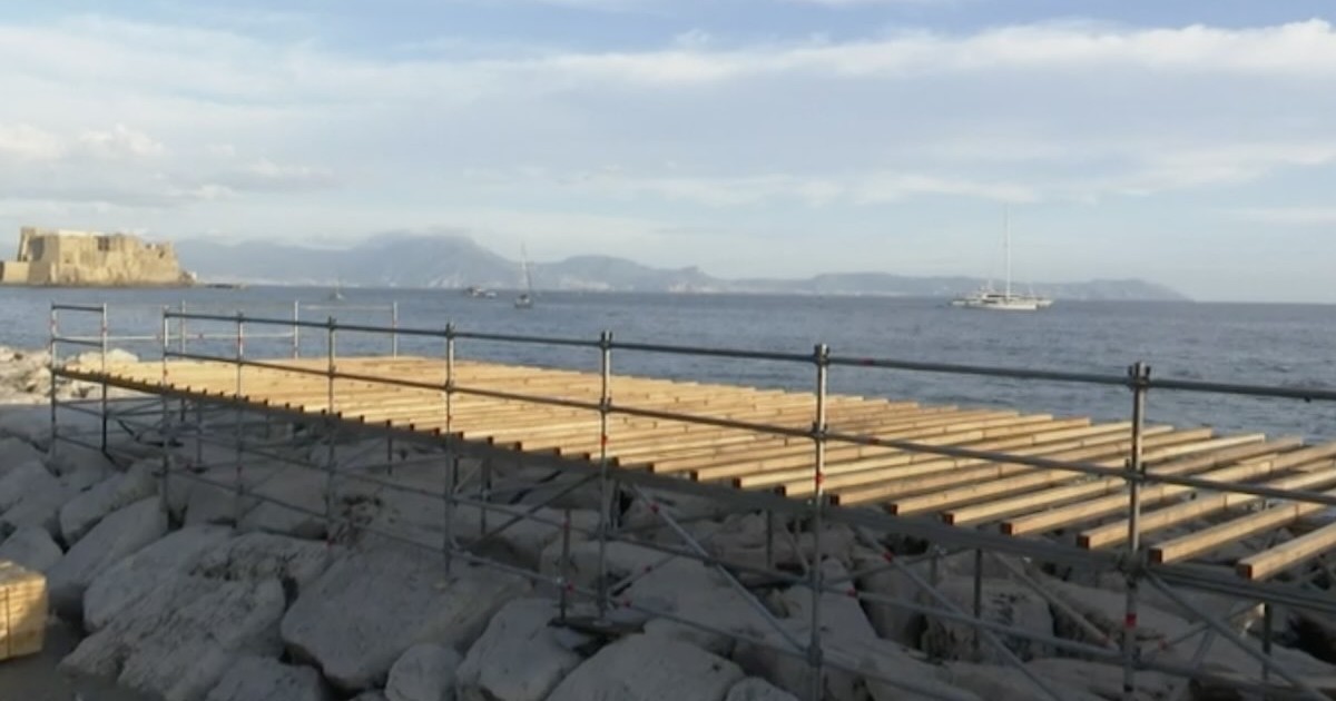 America’s Cup a Napoli: inizia il montaggio delle grandi piattaforme sul Lungomare per le regate anticipatrici