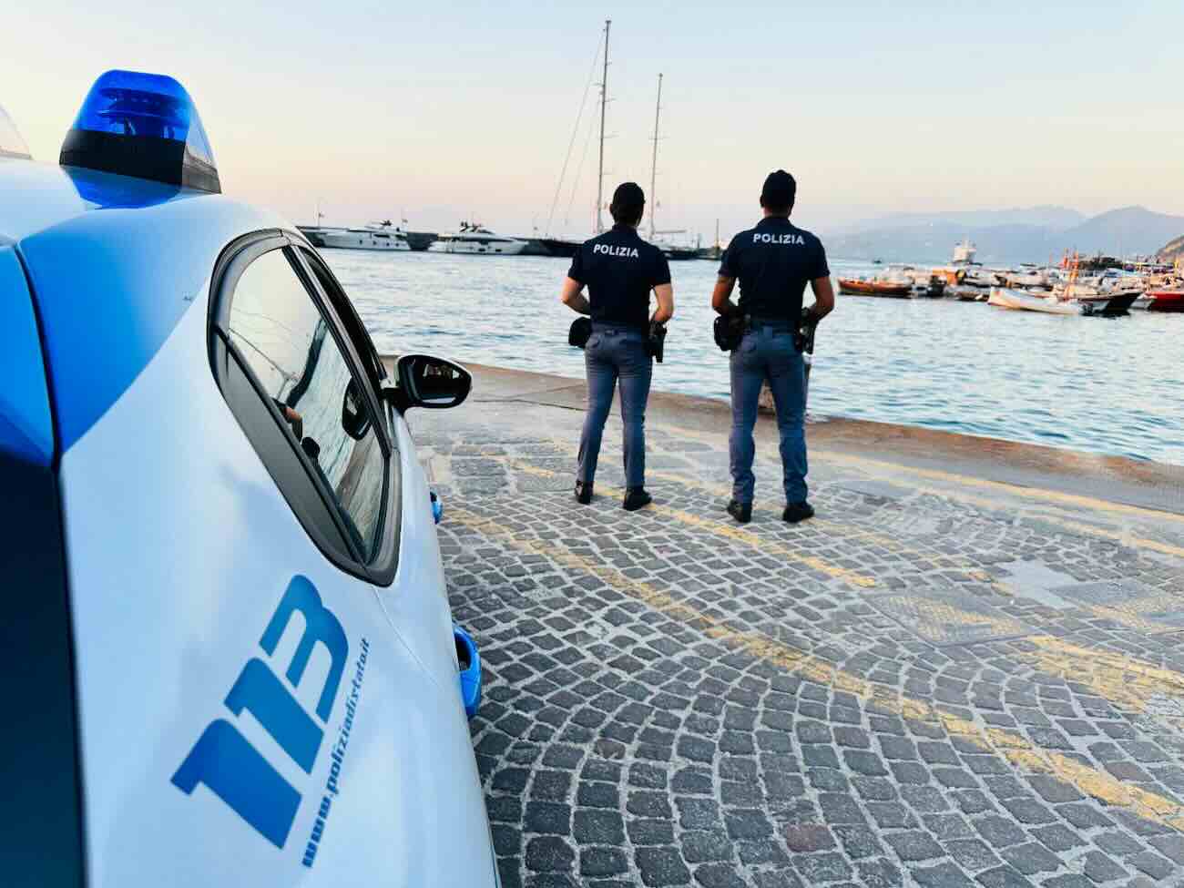 Controlli rafforzati a Capri: sanzionato un locale per intrattenimenti senza autorizzazioni