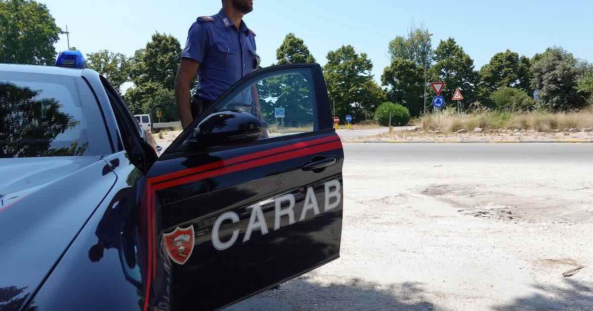 Caserta: arrestato 48enne per tentato omicidio dopo tentativo di investire e cospargere liquido infiammabile a Le Querce