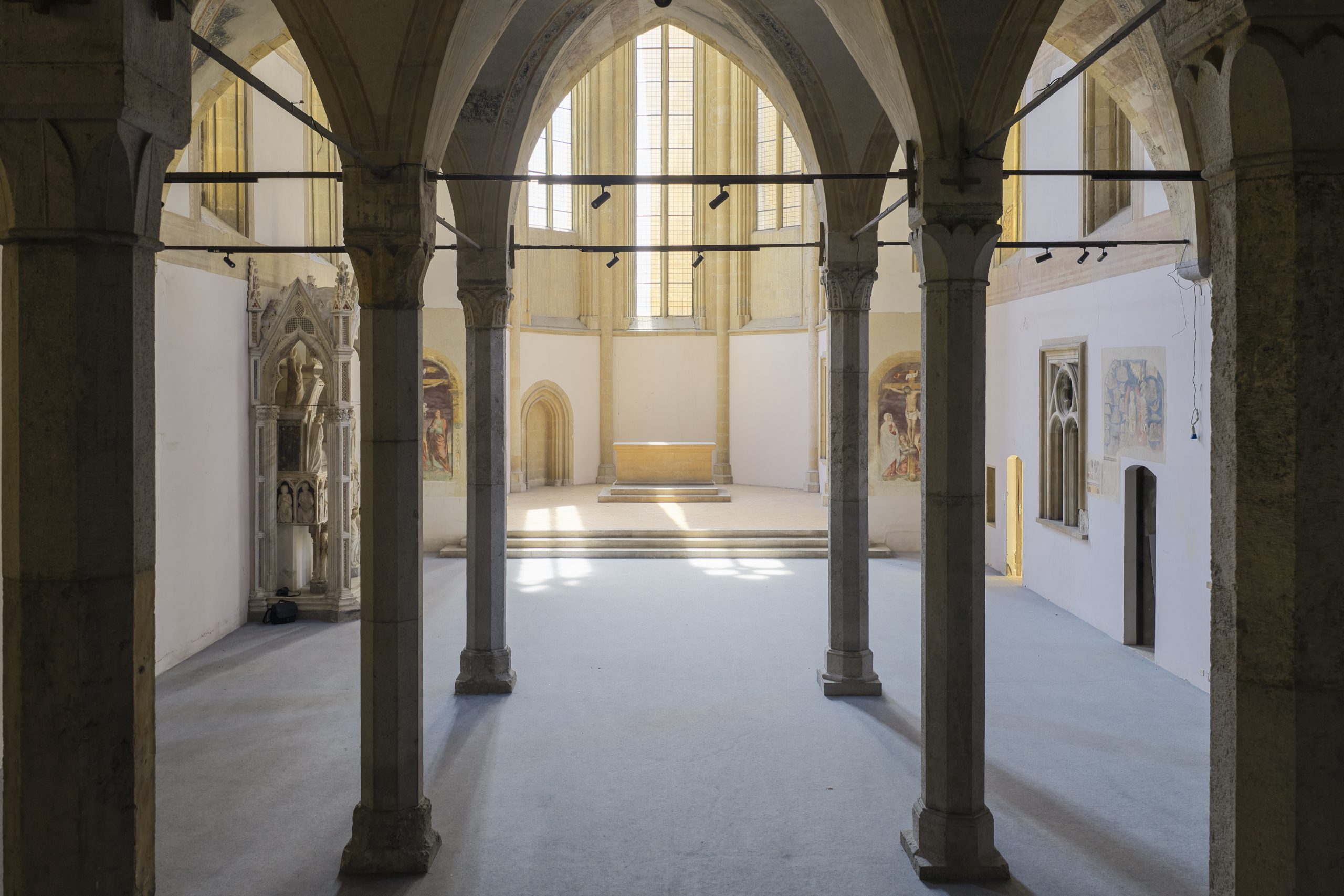 Riapertura di Donnaregina: Arte e Musica si Fondono in un Nuovo Percorso Espositivo a Napoli