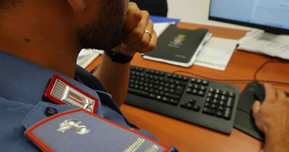 Falciano del Massico, aggressione in villa comunale: un uomo denunciato per la rapina a un 14enne