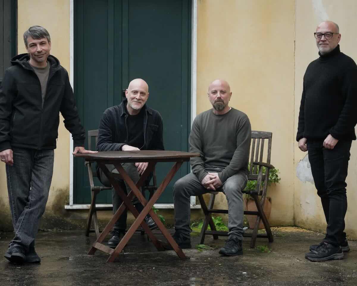 I 24 Grana: ‘Stadera’, il singolo che celebra la dignità della periferia napoletana, anticipa il nuovo album ‘Bidonville’