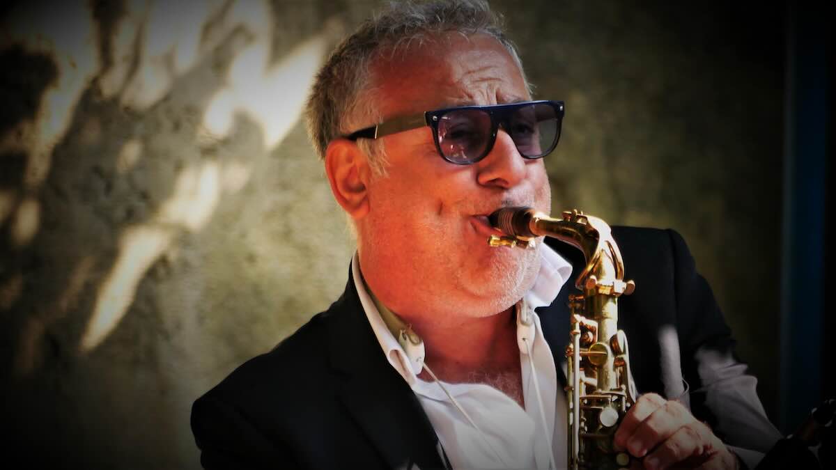 Musica e cultura si incontrano: il concerto di Marco Zurzolo chiude l’Estate in Musica a Napoli