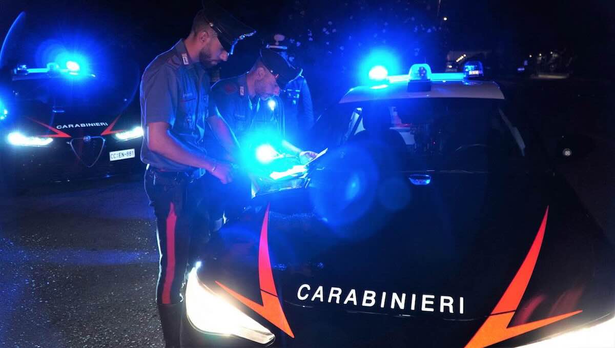 Spaccio a Mugnano di Napoli: pusher 25enne arrestato dopo aver ceduto una dose a un cliente