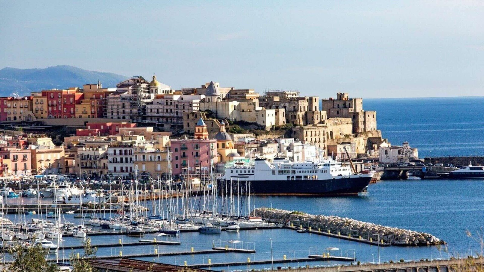 Napoli coordina piano di continuità tra Ischia e Procida durante i lavori al Porto di Pozzuoli