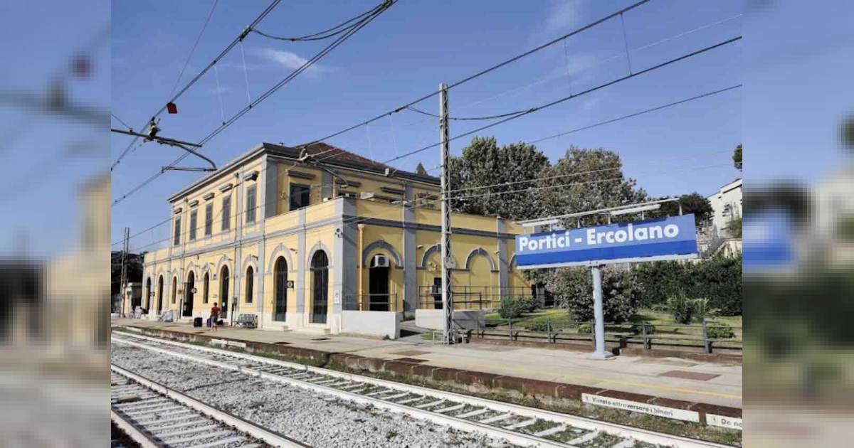 Investito da un treno a Portici: indagini in corso su un possibile gesto volontario, traffico ferroviario interrotto