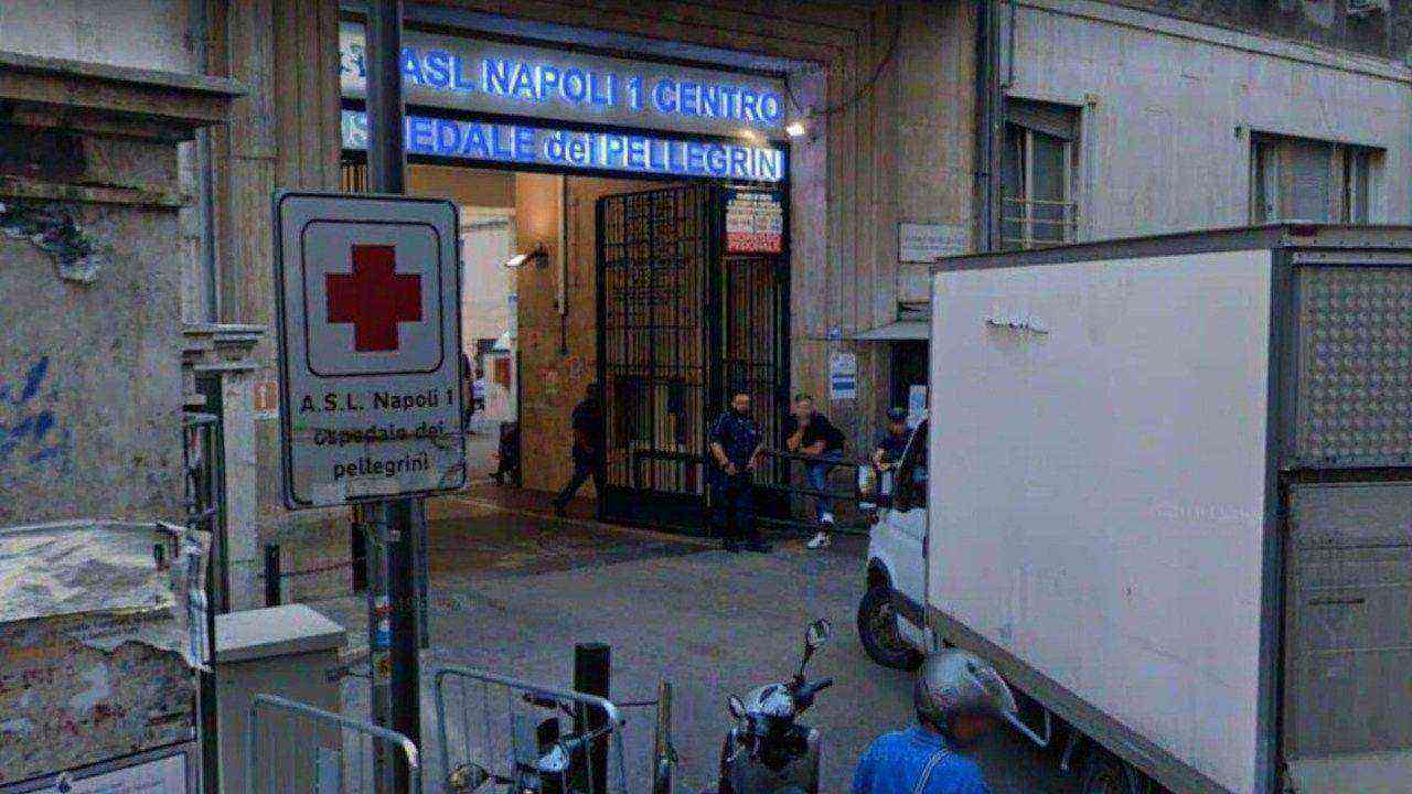 Napoli, Pellegrini: una 22enne della provincia di Roma denunciata per minaccia e lesioni a un infermiere