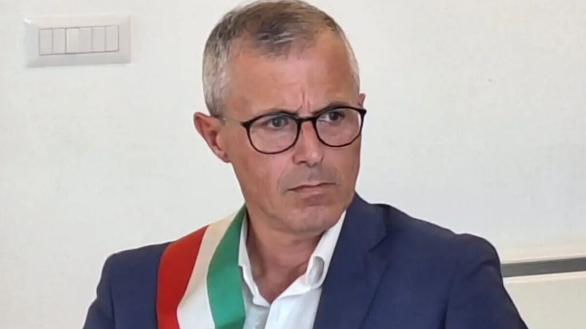 Quando il cambio di giunta non basta: a Meta serve visione, non solo fumo d’artificio