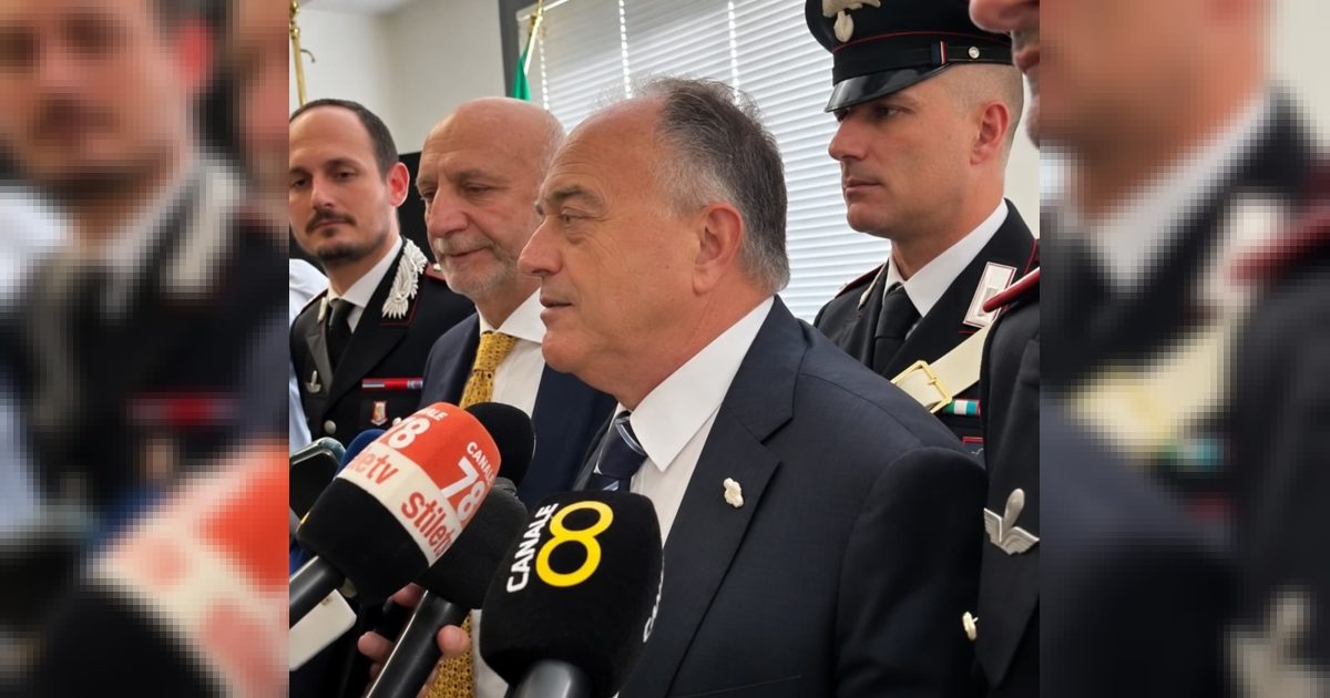 Napoli, blitz a Rione Traiano smantella la rete di spaccio: turni, bunker e 31 misure cautelari