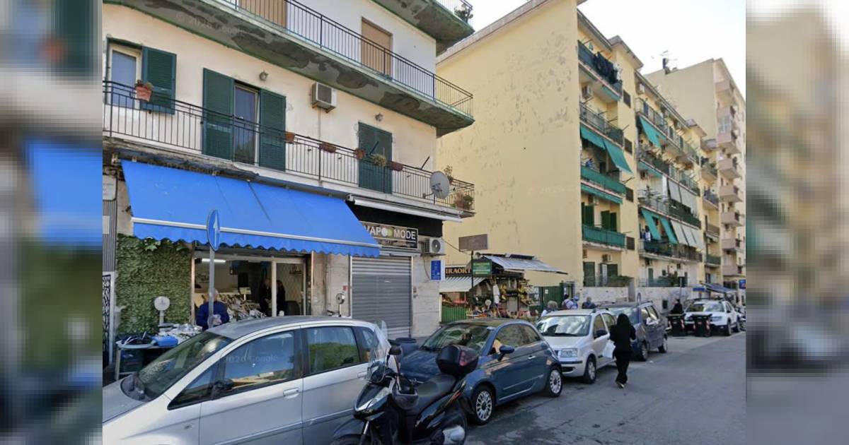 Bagnoli, lite tra residenti in strada: quattro feriti portati al San Paolo e indagini in corso