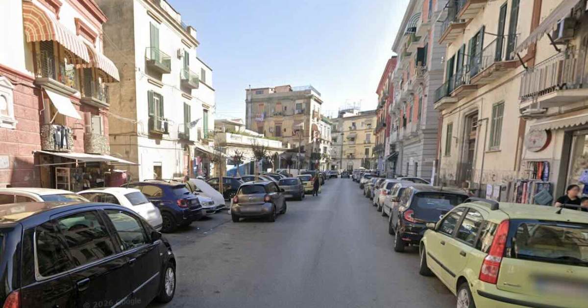 Secondigliano, cinque spari contro la roccaforte del clan Di Lauro: nuove leve in azione