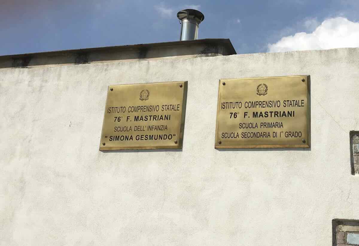 Napoli, Poggioreale: Prefettura e Forze dell’Ordine attivano piano di vigilanza esterna per la scuola Quattro Giornate dopo furto
