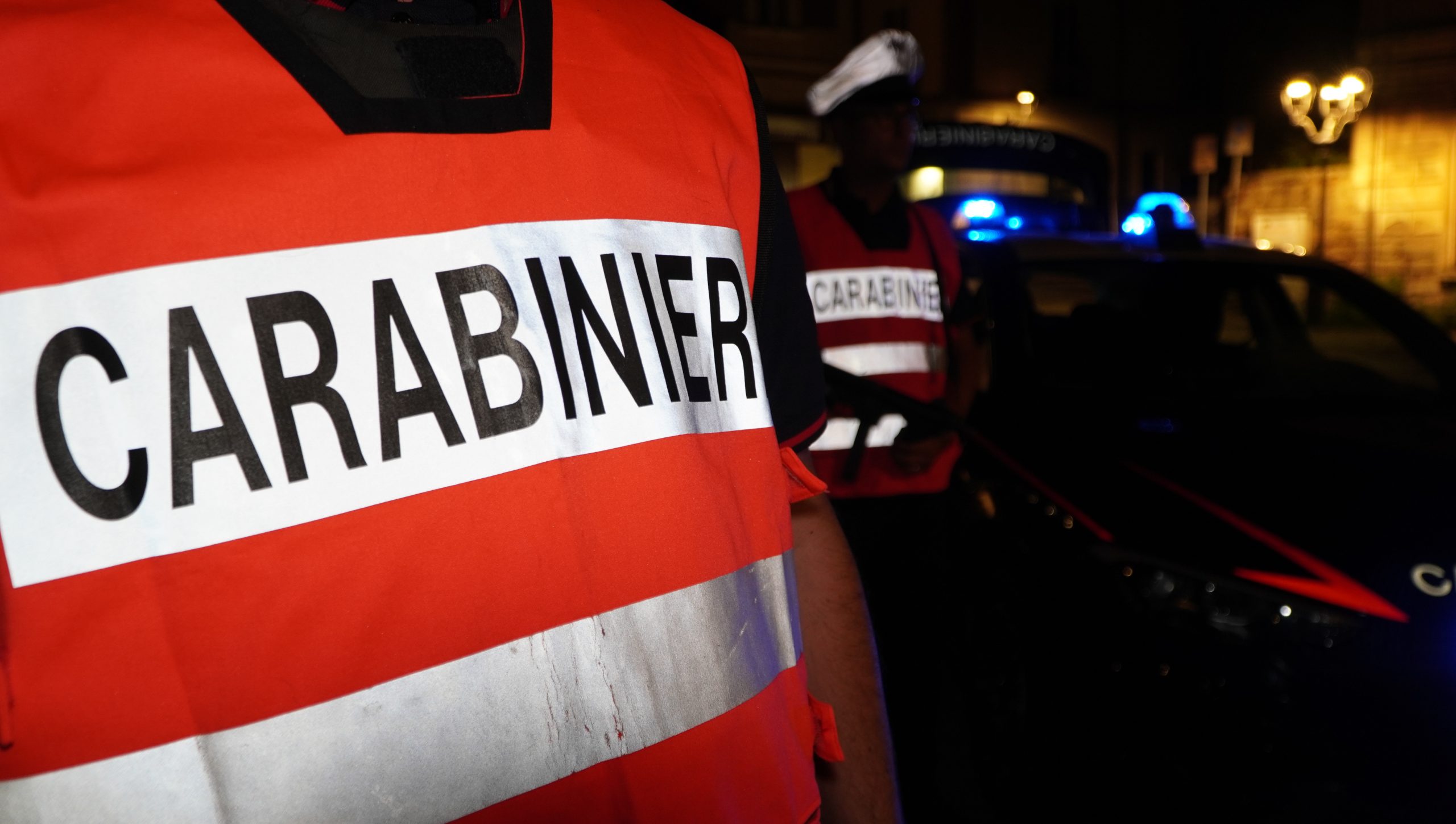 Durante una lite a Sant’Arpino, un 77enne minaccia il figlio con un fucile: denunciato