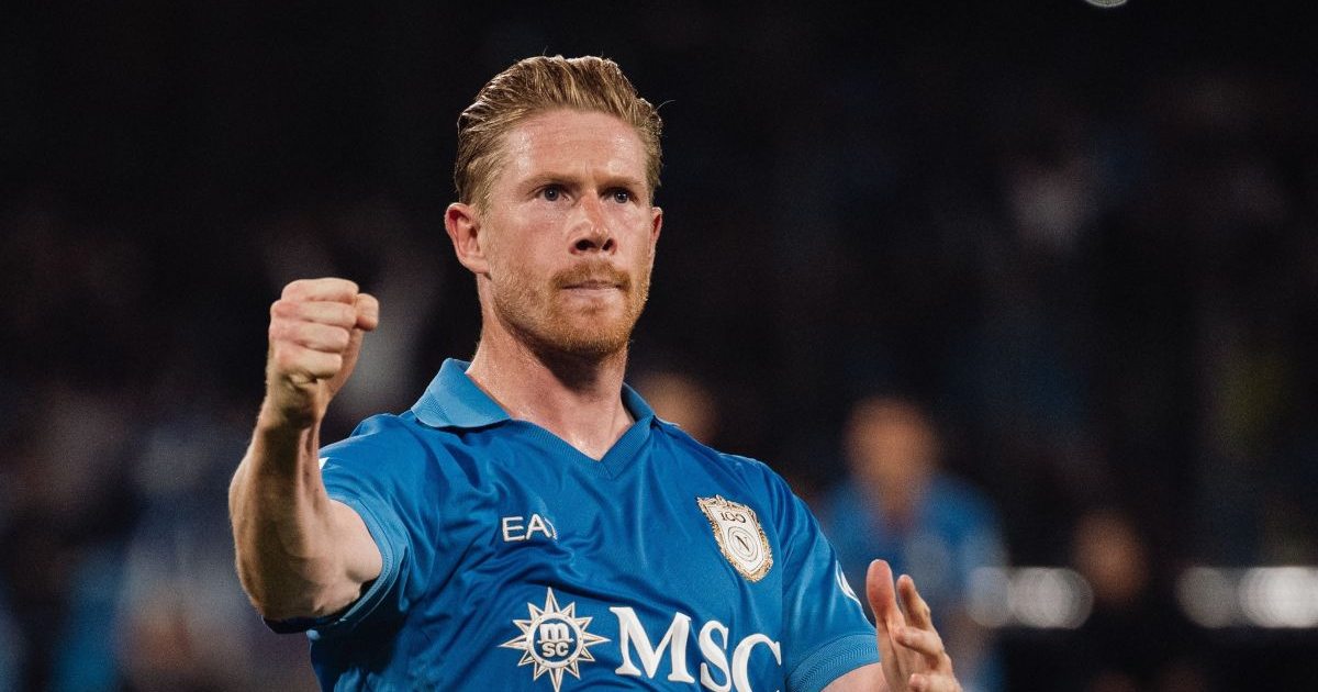 De Bruyne doppietta apre la serata e chiude il 3-0: Napoli batte il Frosinone al Maradona, Lang tra i marcatori