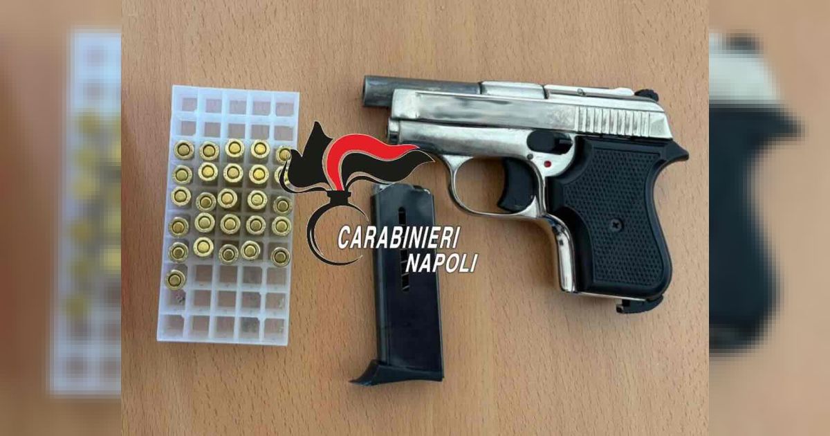Napoli, Sanità: pistola clandestina e 26 colpi in vano contatori; arrestato un 50enne e emergono nuove alleanze dal pentito
