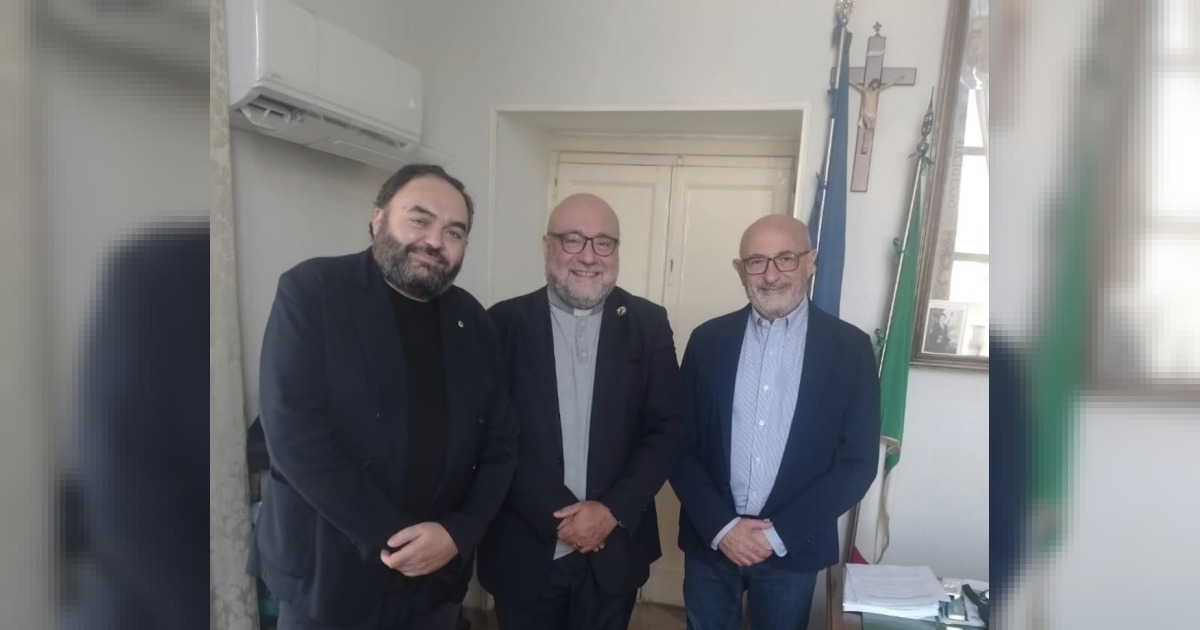 Aversa: Don Saggiomo e il sindaco Matacena uniscono le forze per la prevenzione della violenza giovanile