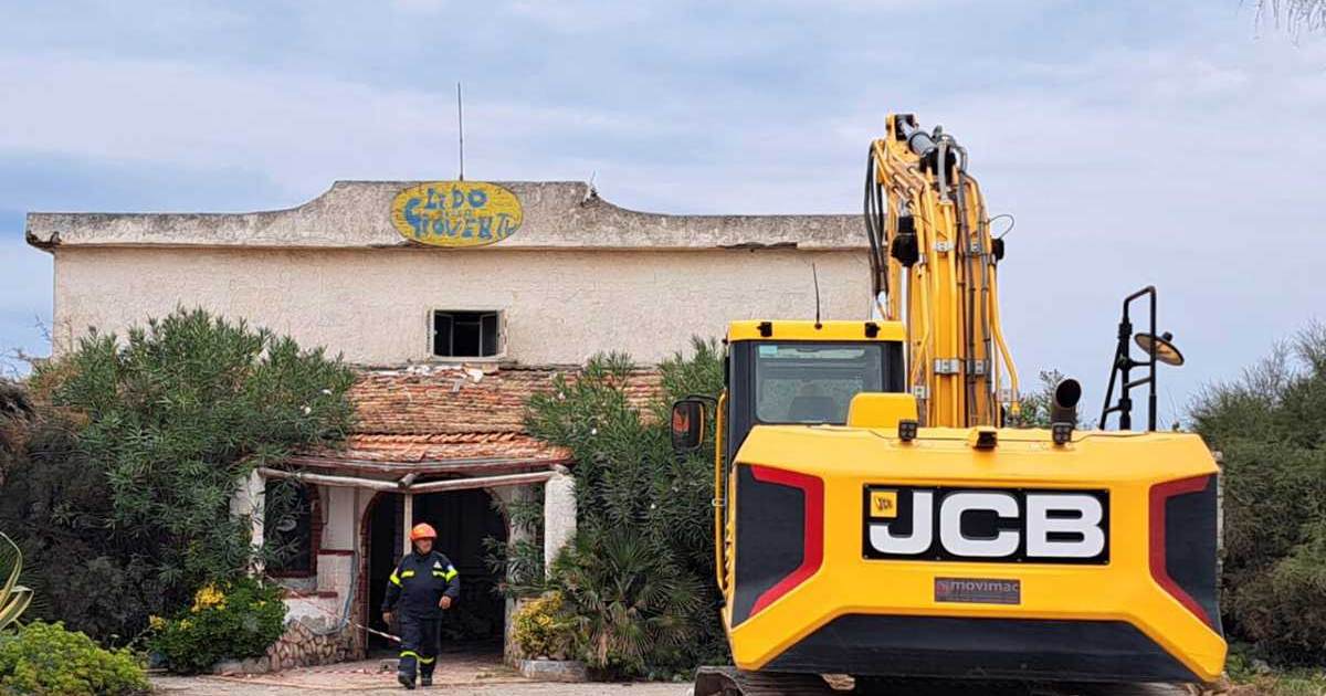 Castel Volturno: 50 immobili abusivi demoliti e marcia verso la rigenerazione del territorio