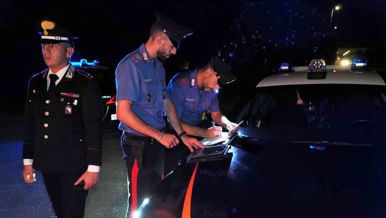 Casertano: due denunciati per una frode da 1.600 euro legata a un noleggio auto Europcar