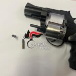 Marano di Napoli: pistola nascosta in auto, Corte d’Appello riduce la pena a 2 anni e 6 mesi e dispone gli arresti domiciliari per Tipaldi